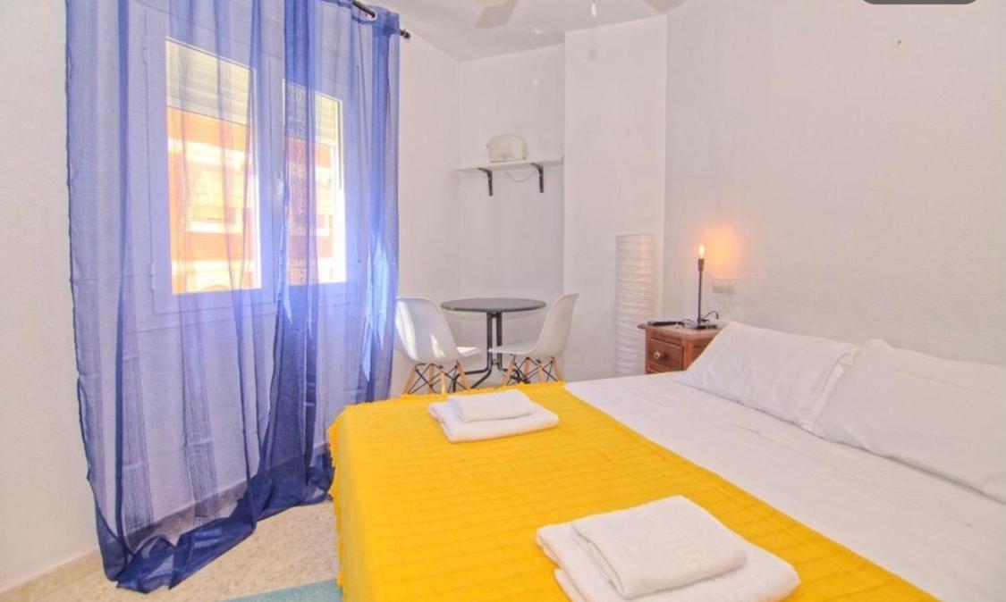 Low Cost Rooms Malaga River Kültér fotó