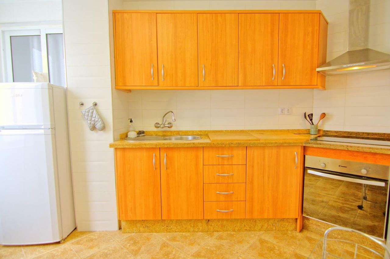 Low Cost Rooms Malaga River Kültér fotó
